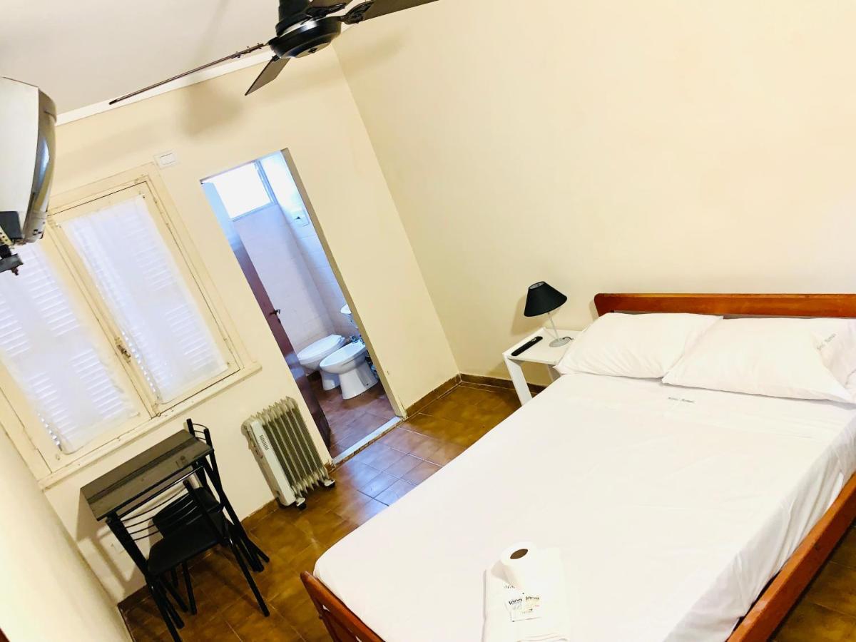 بوينس آيرس Hotel Atenas المظهر الخارجي الصورة